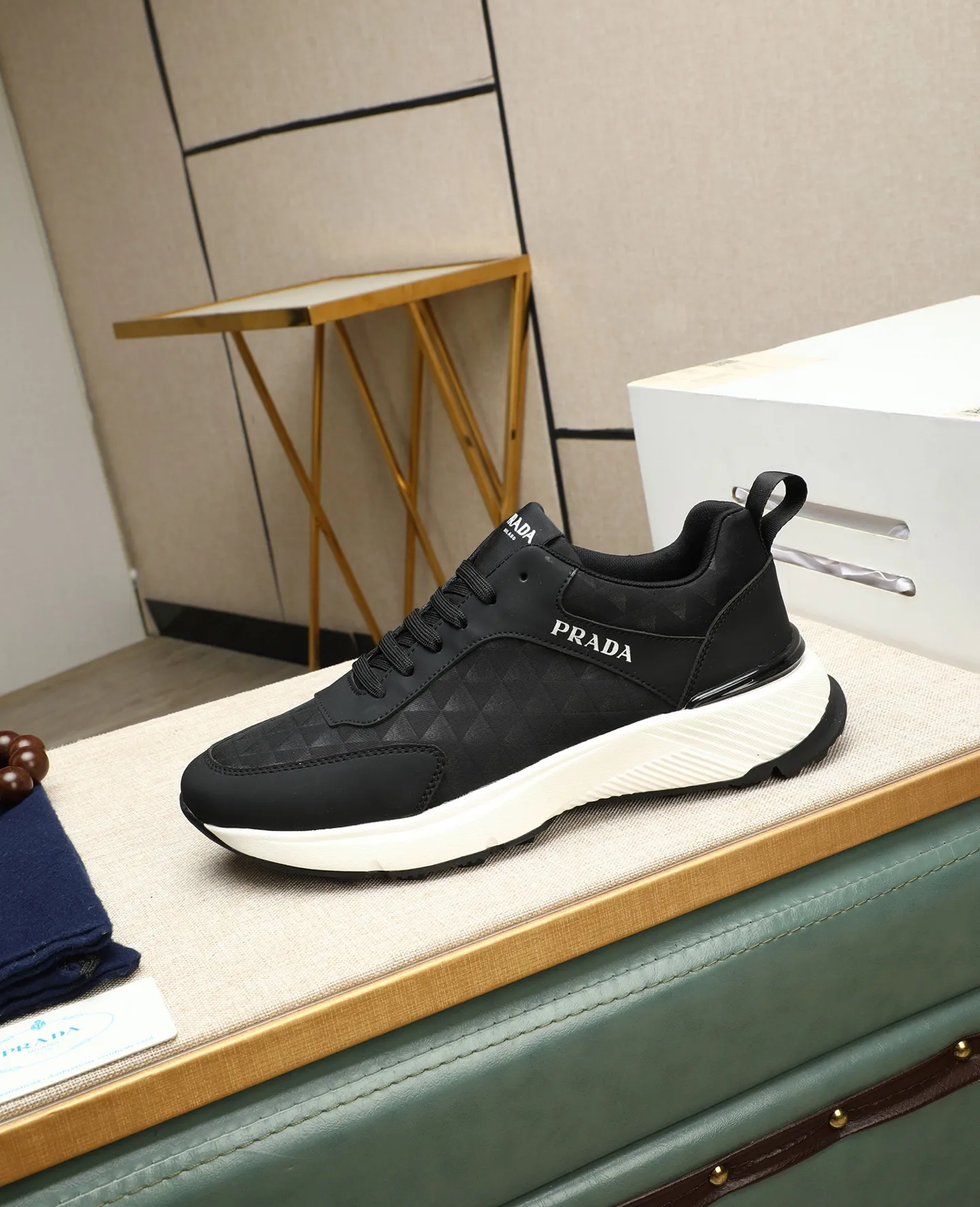 Men's men's shoes💰460🌹🌹[PRADA—Prada] new model🙈original replica! 👟👟👟The uppers are made of top-notch workmanship from Italy🇮🇹Imported calfskin❗️Genuine leather lining@Suitable for travel, the original version has an enlarged engraved sole, making it suitable for all kinds of travel, showing low-key luxury. Let quality speak for itself. Color: Size: 38-44